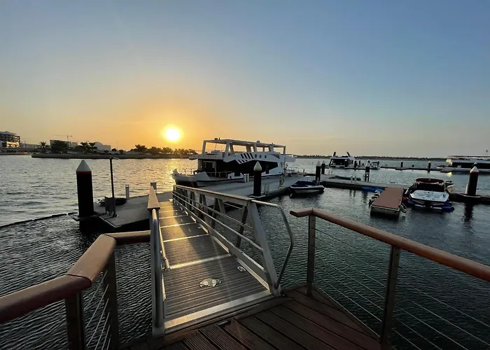 Al Bandar Guests House